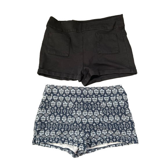 Bundle of 2 Hollister High Waisted Stretchy Shorts - Picture 1 of 2